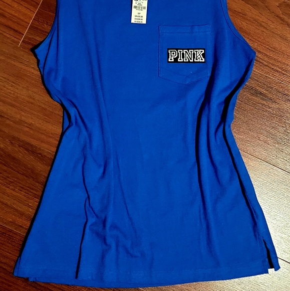 🚫SOLD🚫 VS PINK bling small tank top nwt - Picture 2 of 3